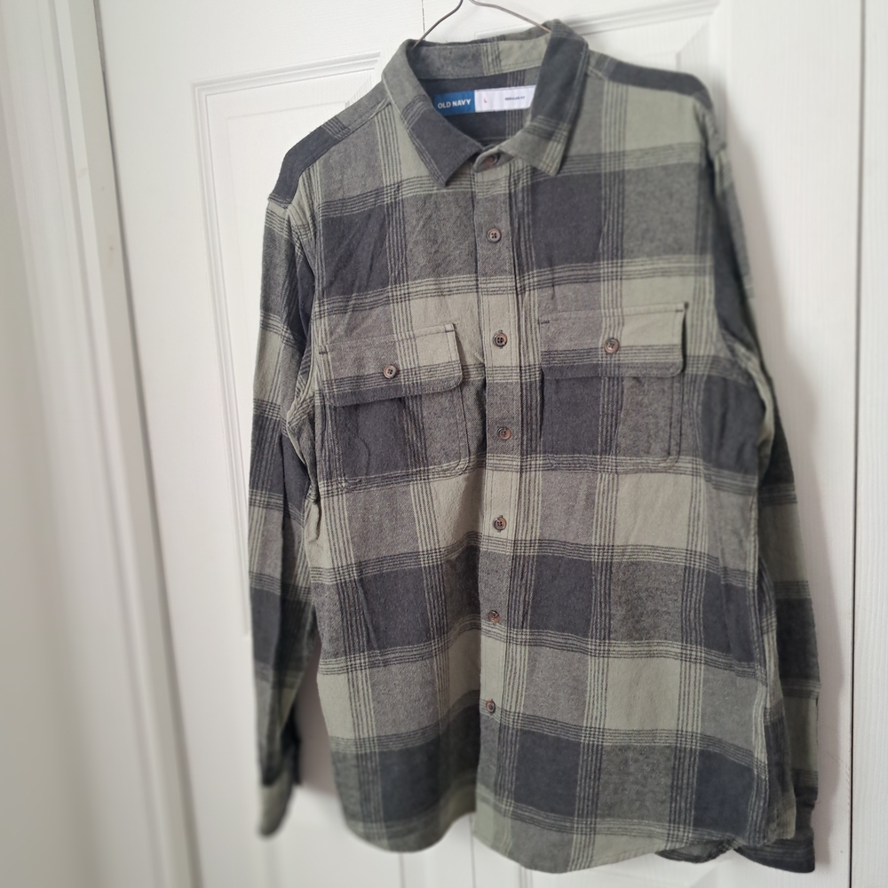 Mens Plaid Button-Up Shirt